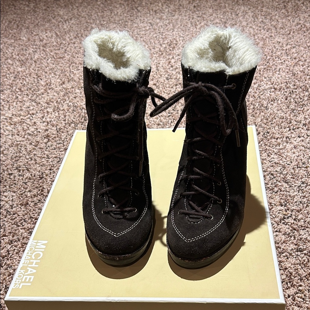 Michael Michael Kors BERKSHIRE WEDGE Brown Suede Lace Up Boots 7.5